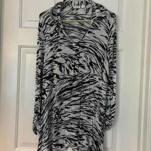 Cato Black and White Asymmetrical Tunic 3/4 Sleeve